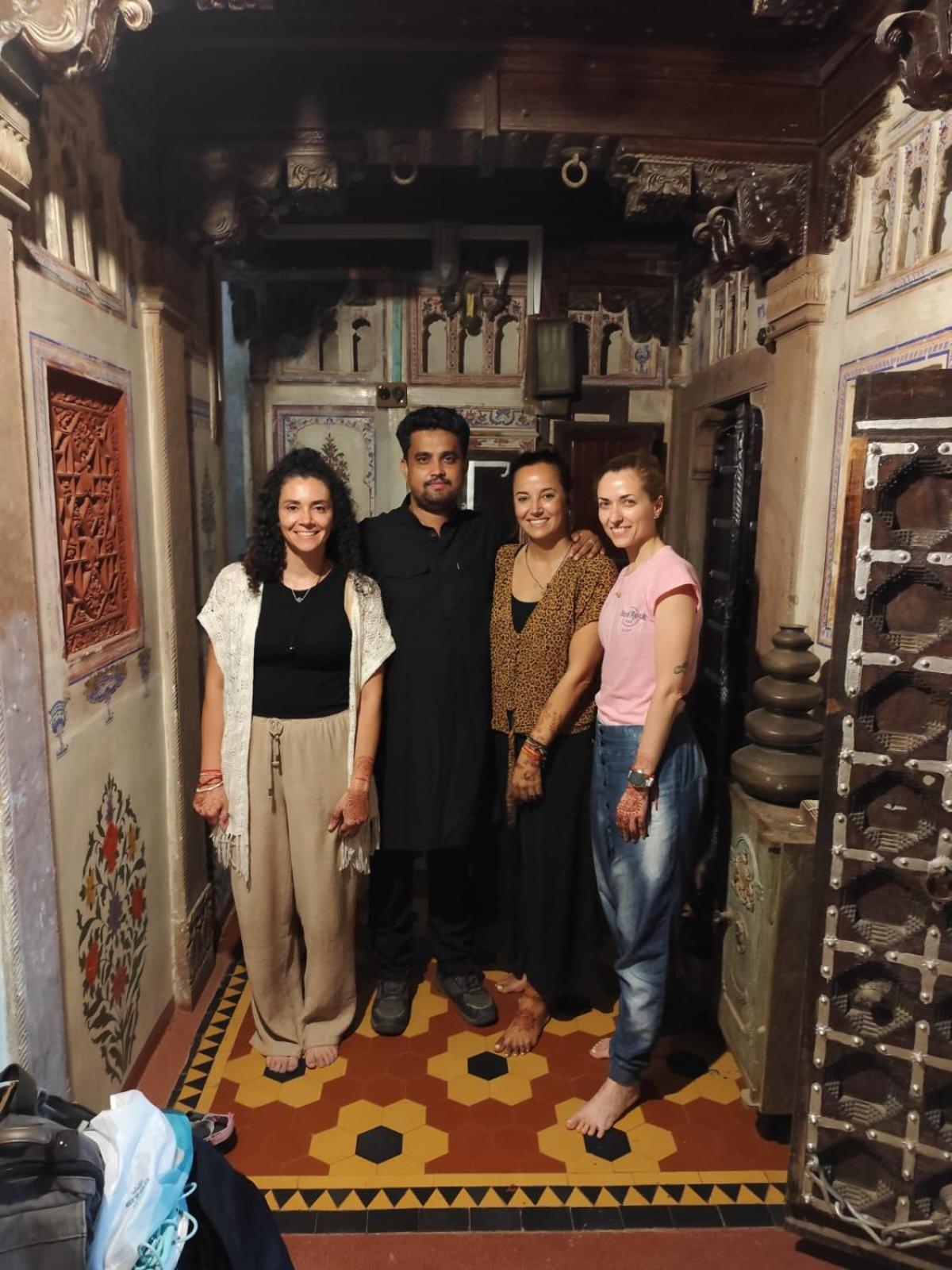 Rose Merry Guesthouse Bikaner Bagian luar foto